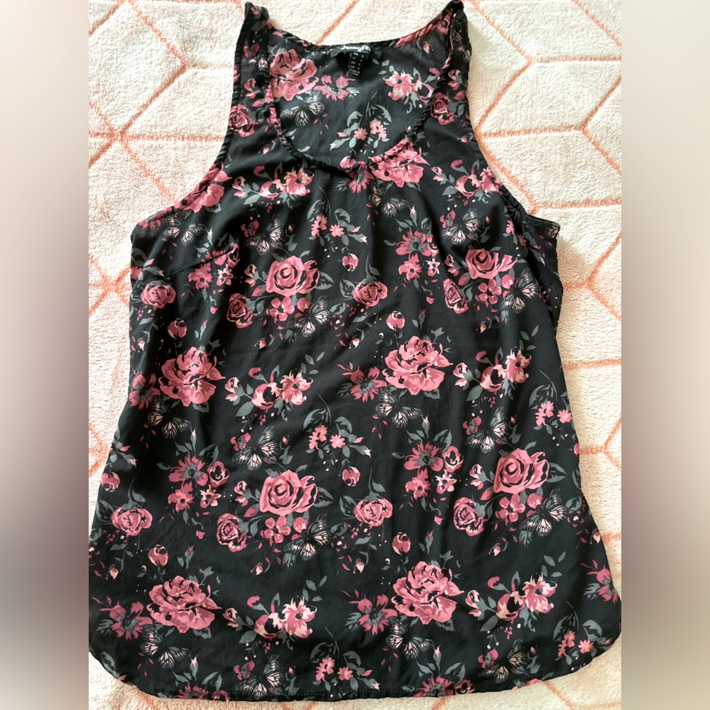 Chiffon style floral zipper side detailed tank top